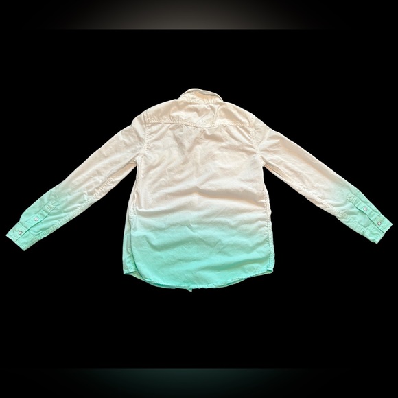 VICTORIAS SECRET OMBRÉ BUTTON DOWN SHIRT - Picture 3 of 4